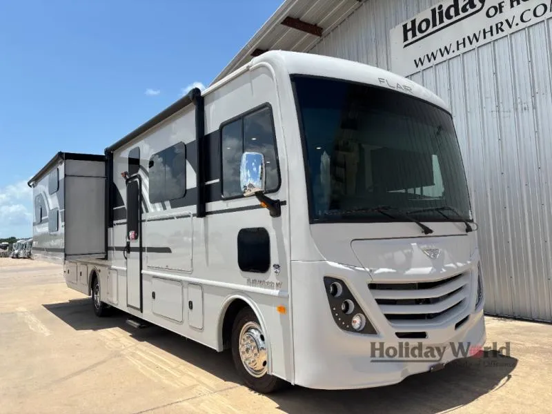 2026 Fleetwood Flair 33B6 - Photo 2