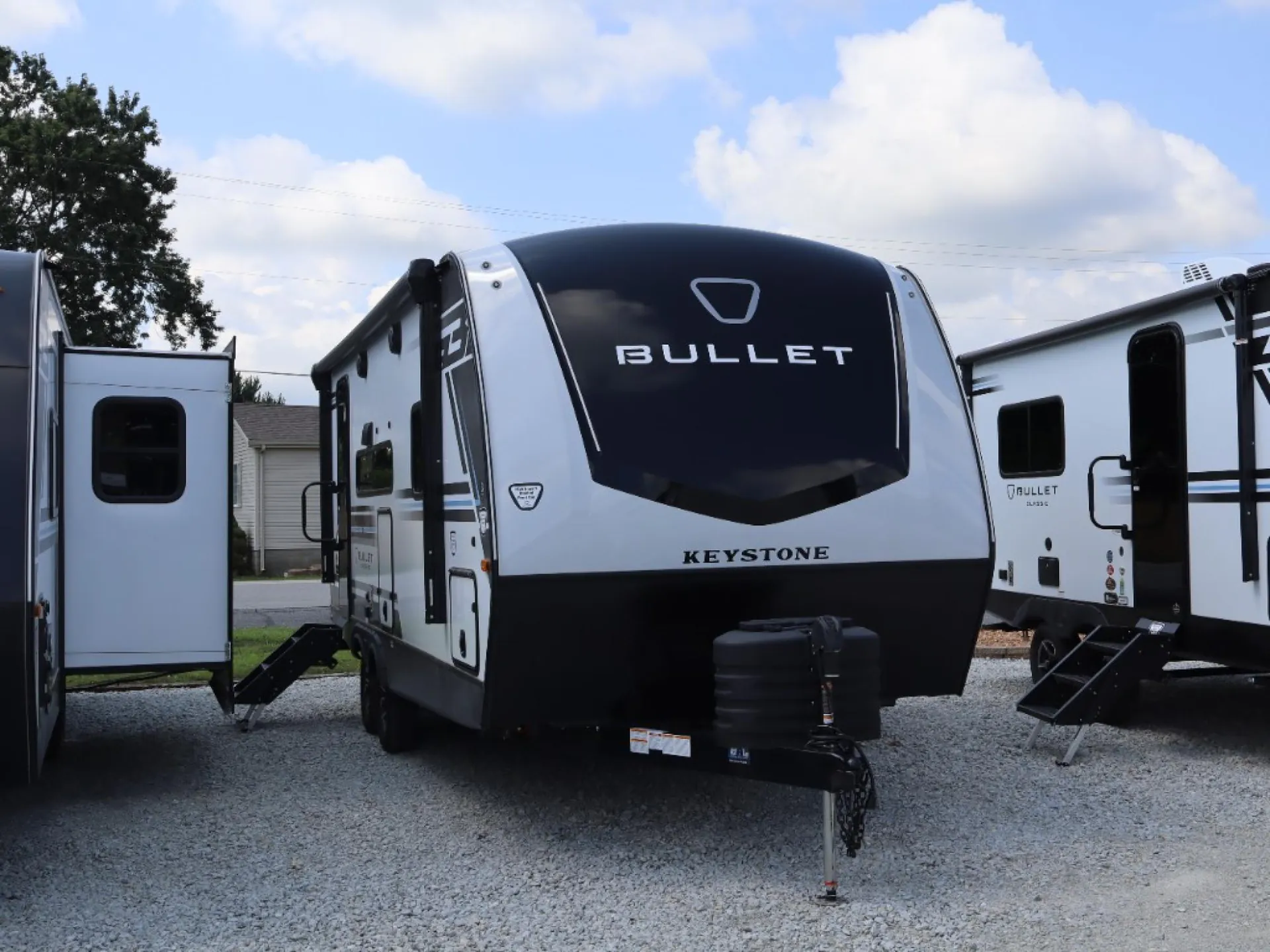 2026 Keystone Bullet Crossfire 208MKS - Photo 3