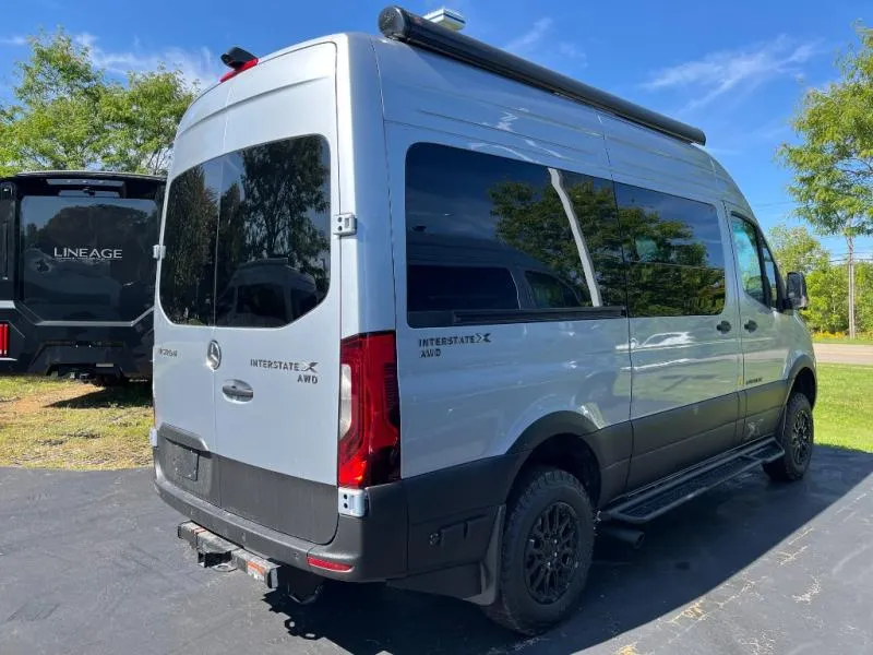 2026 Airstream Interstate 19X - Photo 3
