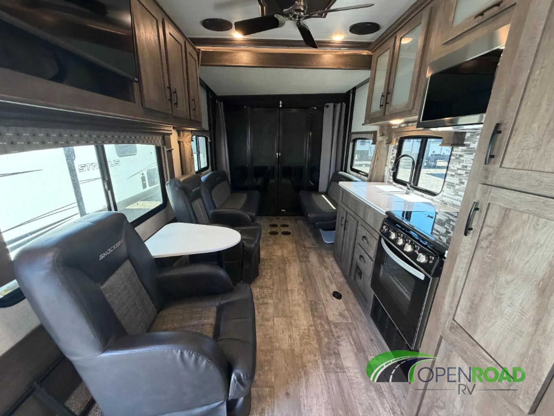 2021 Forest River Shockwave 26QSGDX - Photo 4