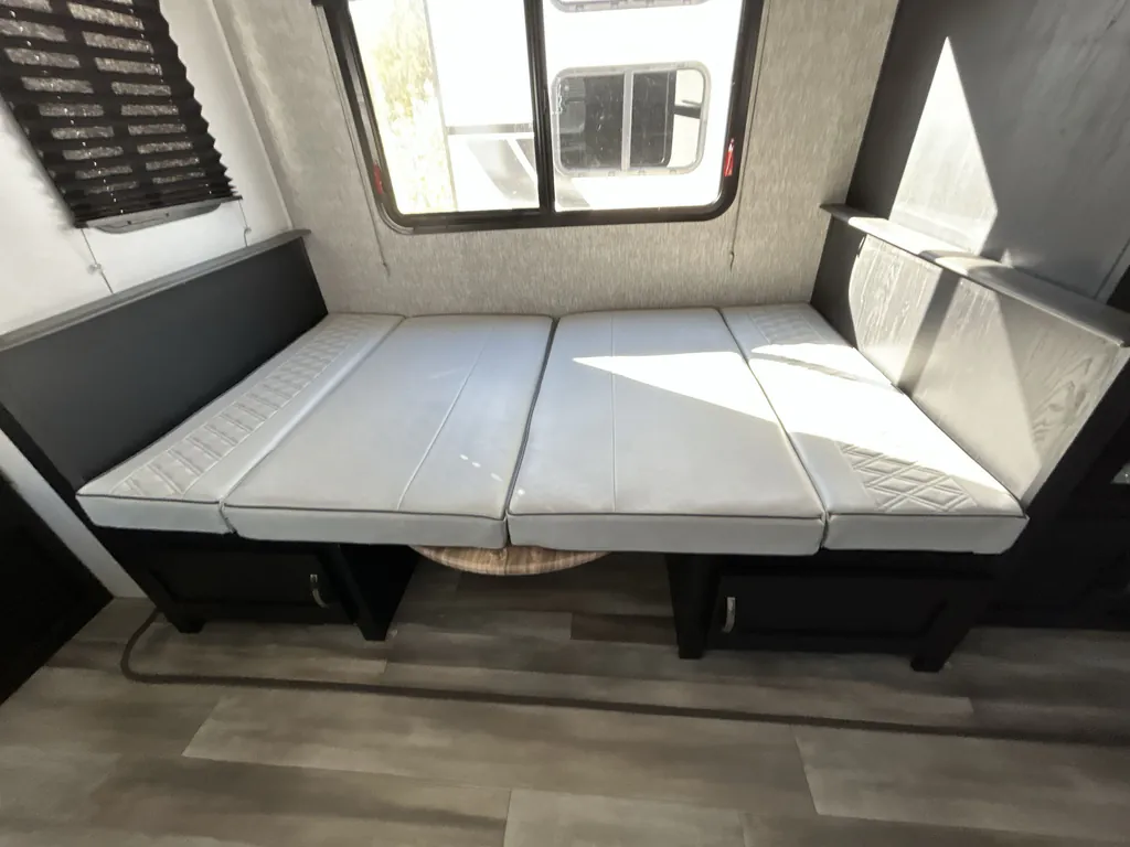 2023 Coachmen Freedom Express Ultra Lite 274RKS, Photos photo 21