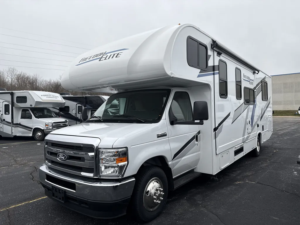 2026 Thor Motor Coach Freedom Elite 28HE, Photos photo 4
