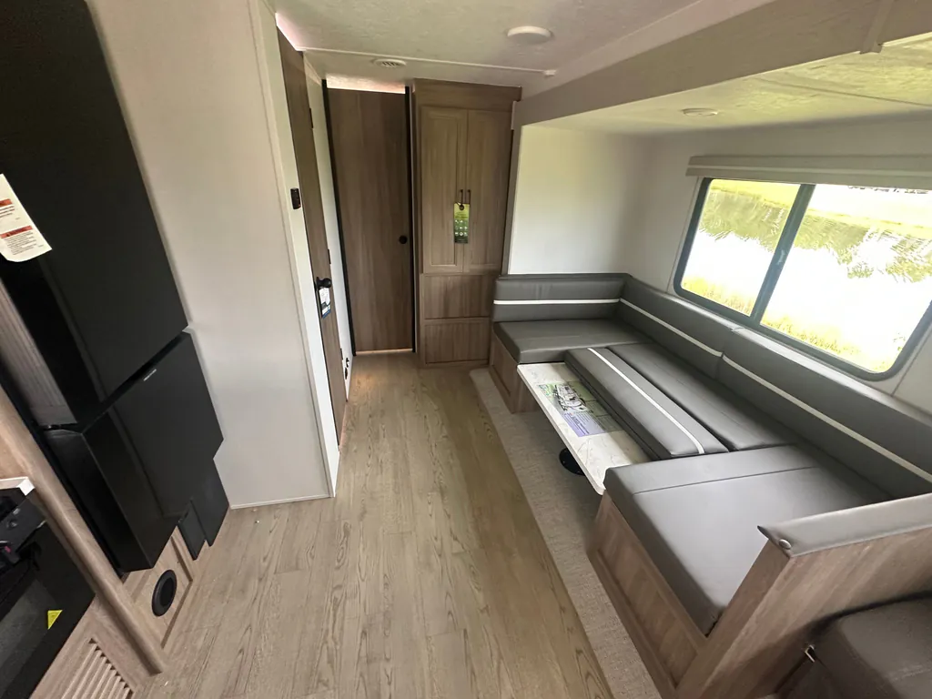 2026 Coachmen Freedom Express Select 30SE, Photos photo 24