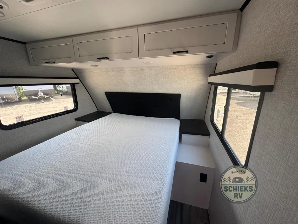 2025 Jayco Jay Feather 29QBH, Photos photo 20