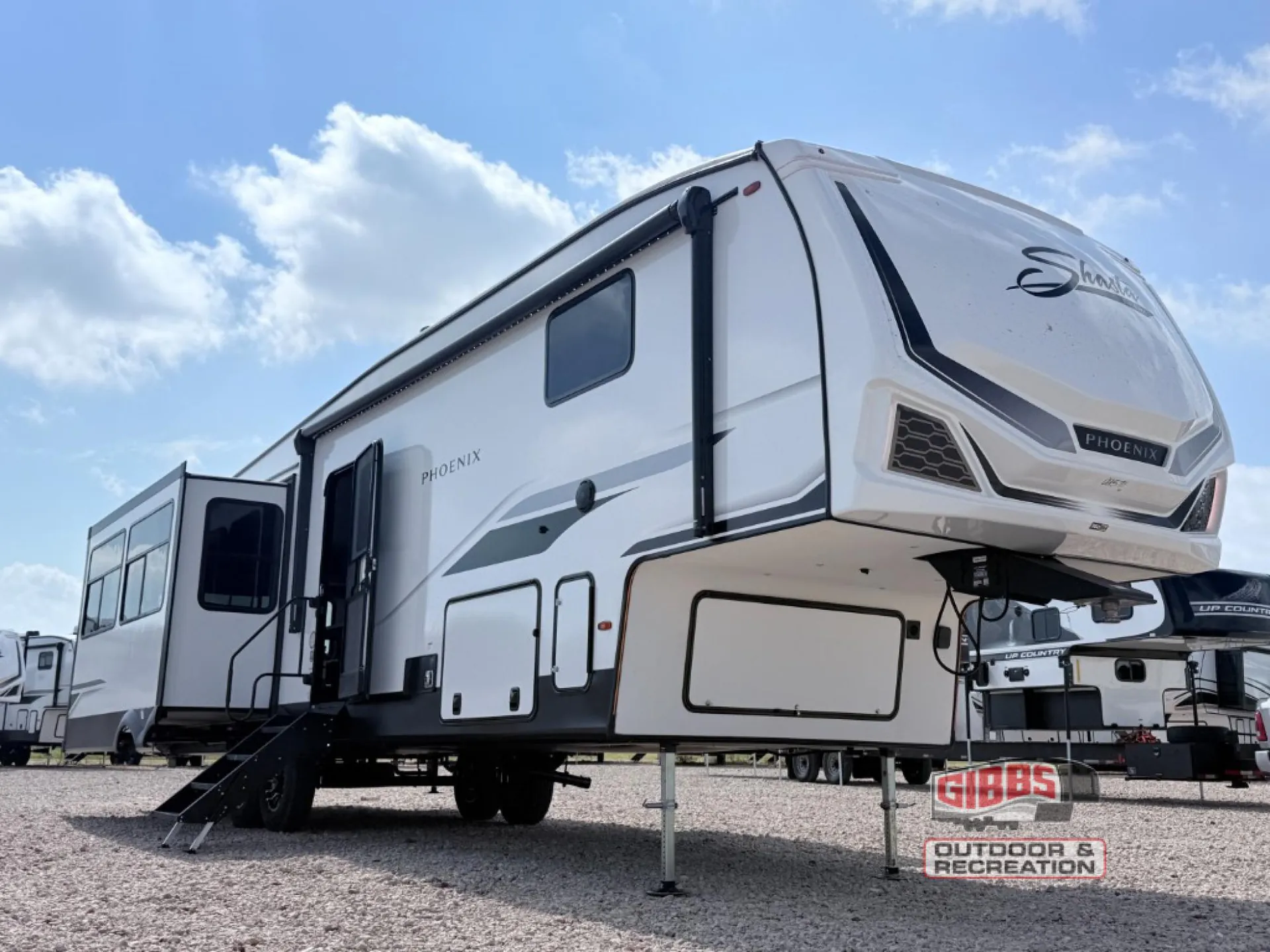 2027 Shasta Phoenix 360BH - Photo 2