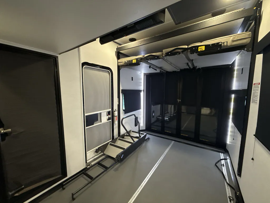 2024 Alliance RV Valor 42V13, Photos photo 29