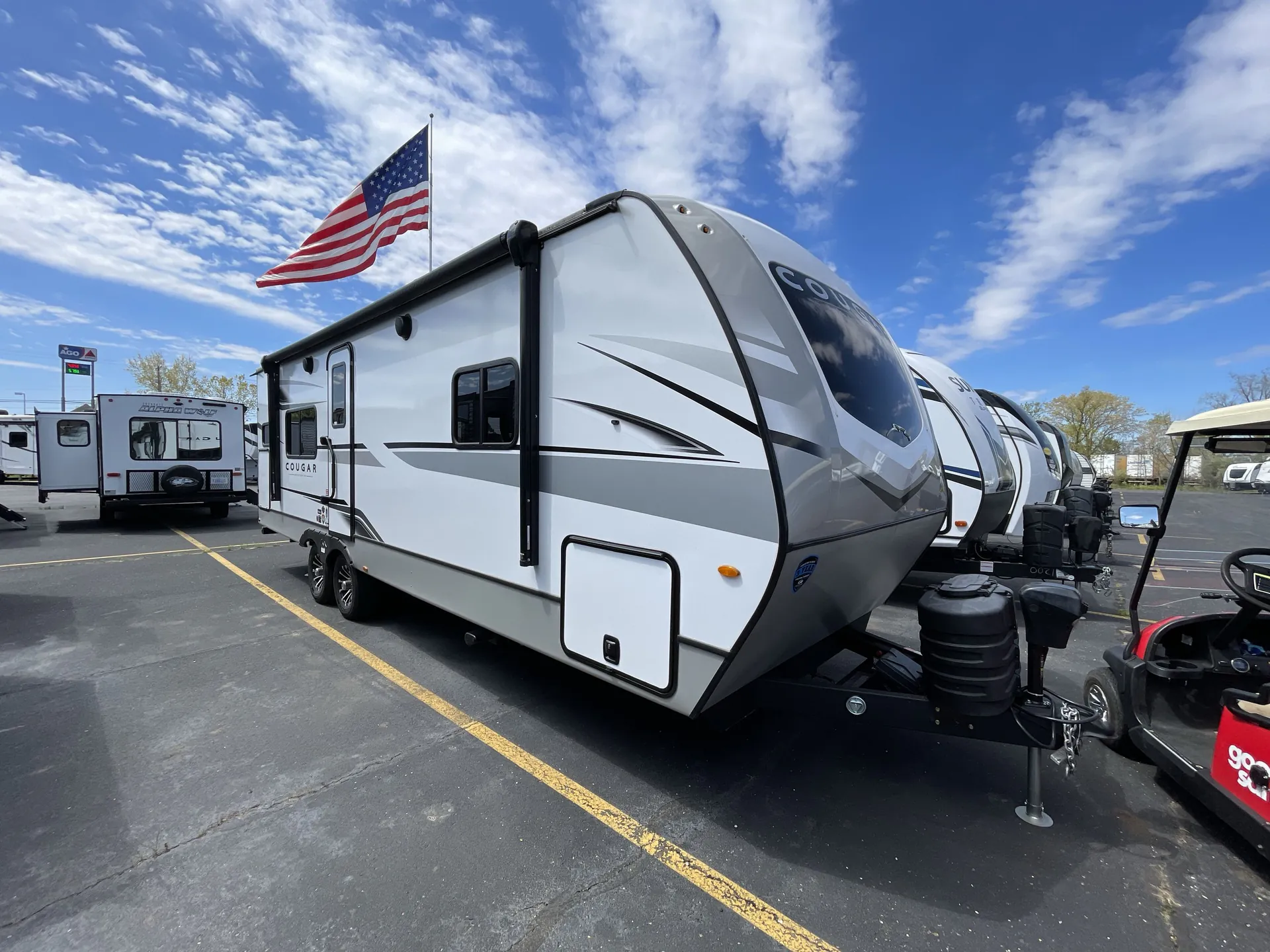 2025 Keystone Cougar Half-Ton East 25MLE - Photo 2