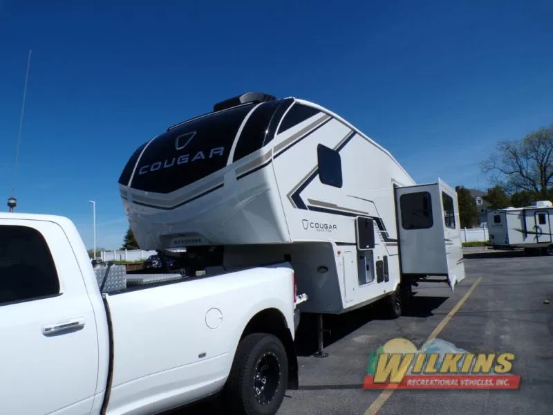 2026 Keystone RV Cougar Half-Ton 23MLE - Photo 4