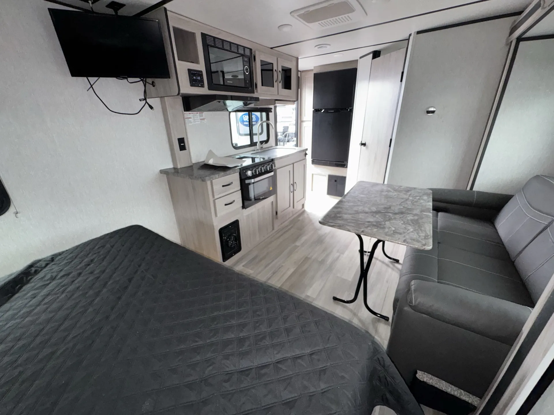 2022 Coachmen Northern Spirit XTR 1840RBX — living area main