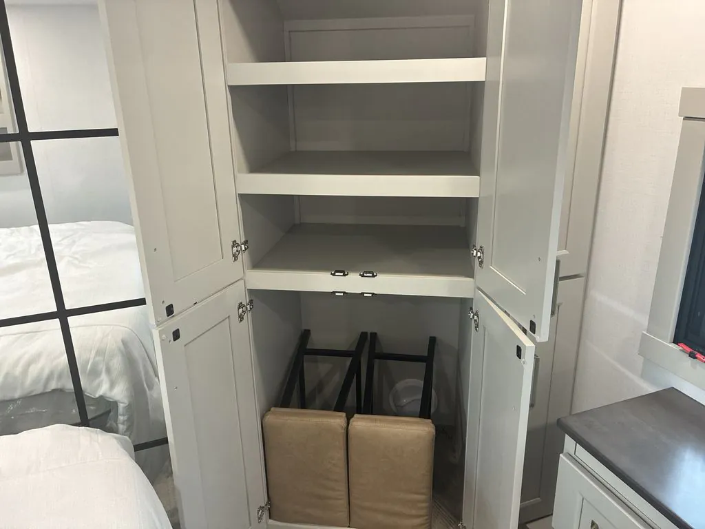 2026 Brinkley Model G 3950, Photos photo 24