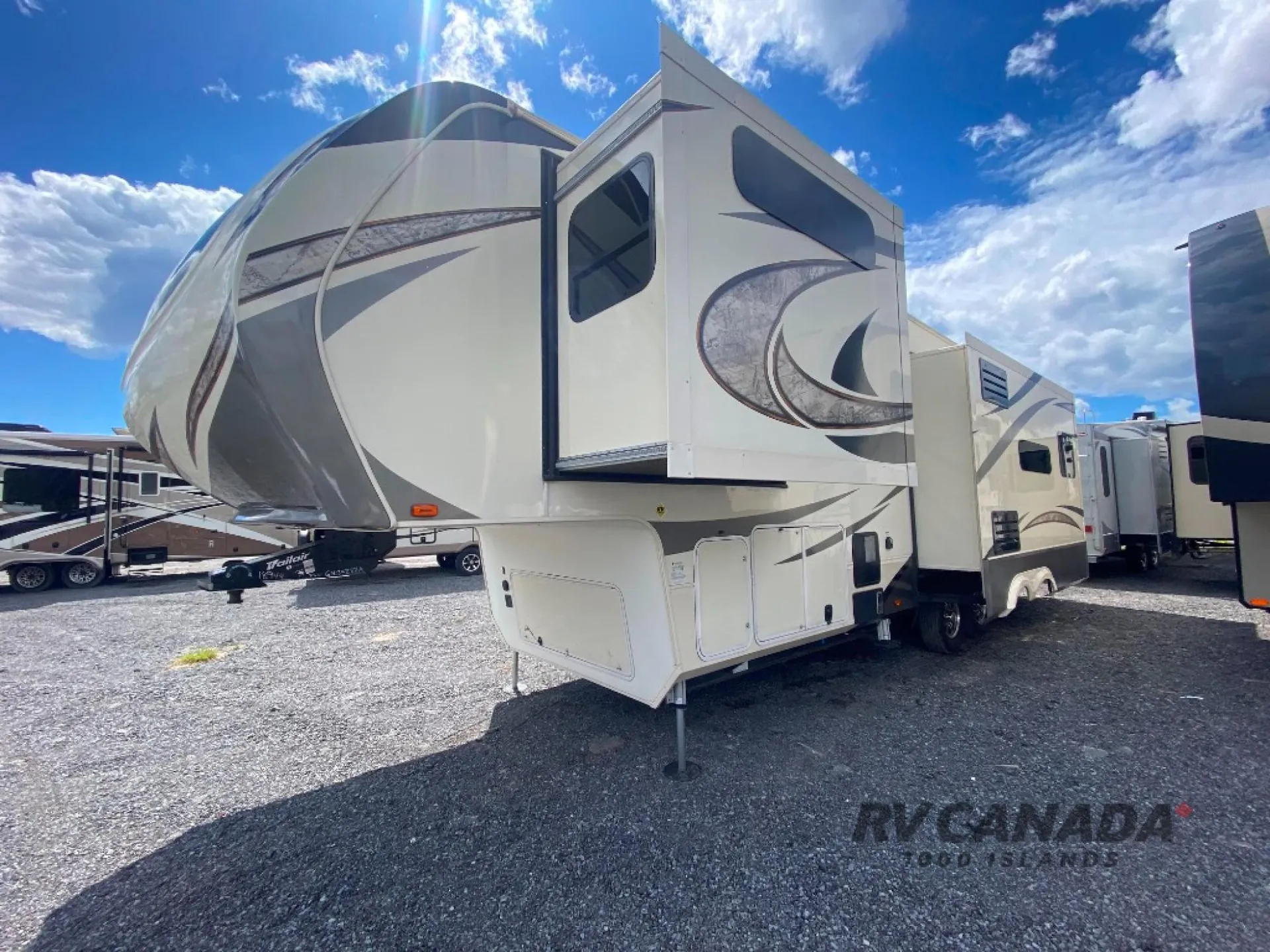 2017 Grand Design Solitude 310GK - Photo 4