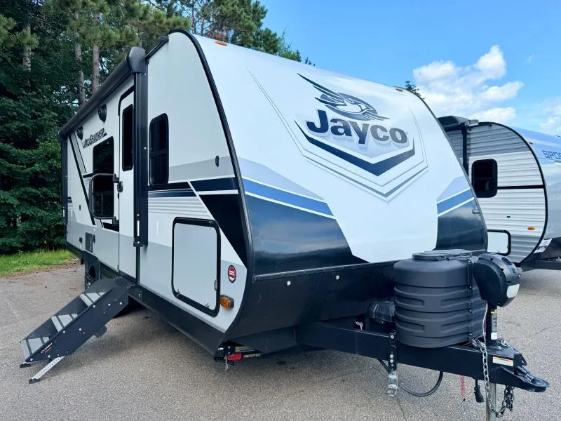 2024 Jayco Jay Feather 21MML - Photo 2