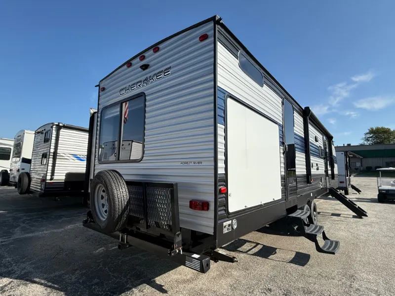 2021 Forest River Cherokee 324TS, Photos photo 16