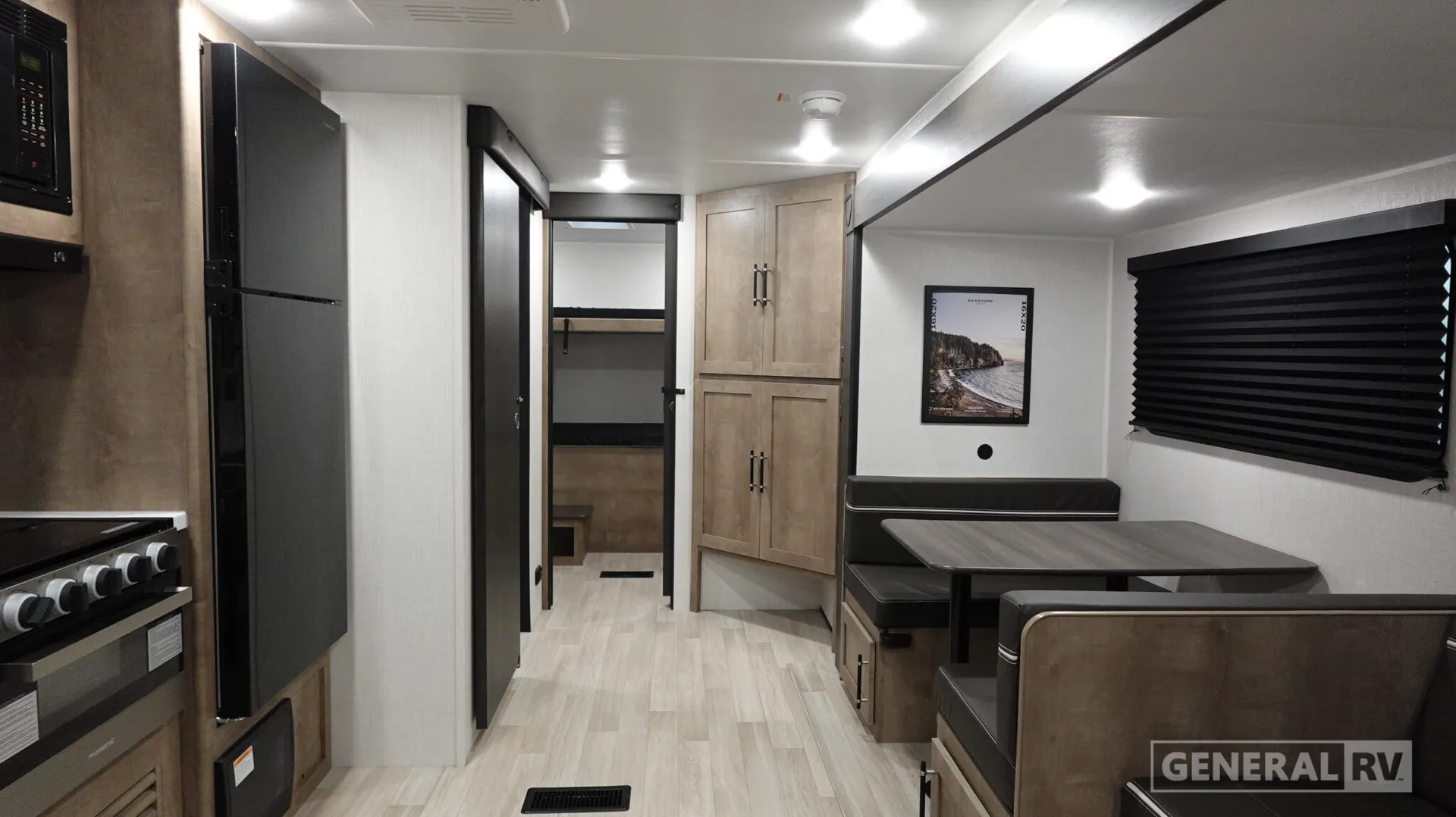 2027 Keystone Springdale 2880BRS - Photo 3