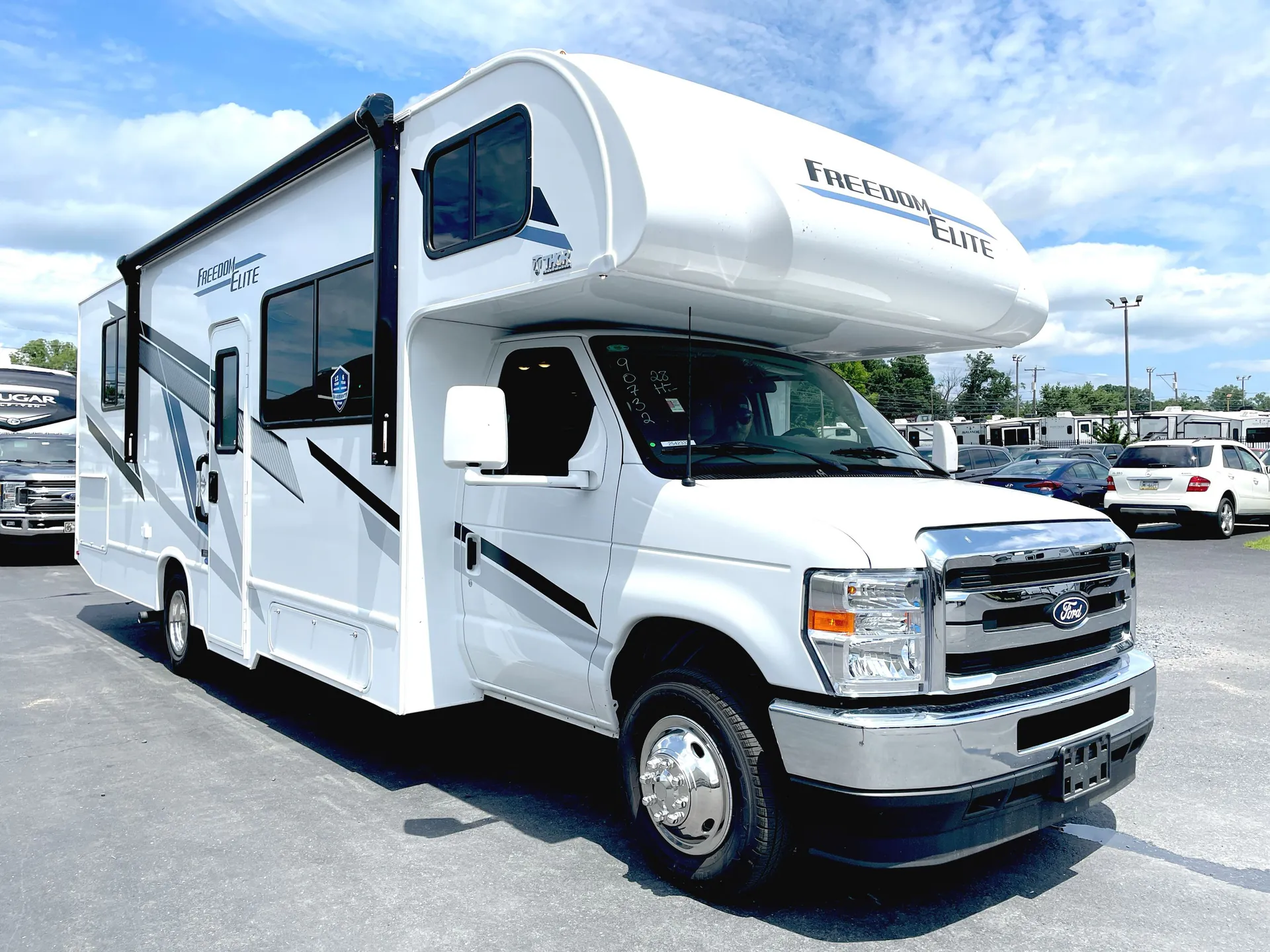 2026 Thor Motor Coach Freedom Elite 28HZ - Photo 2
