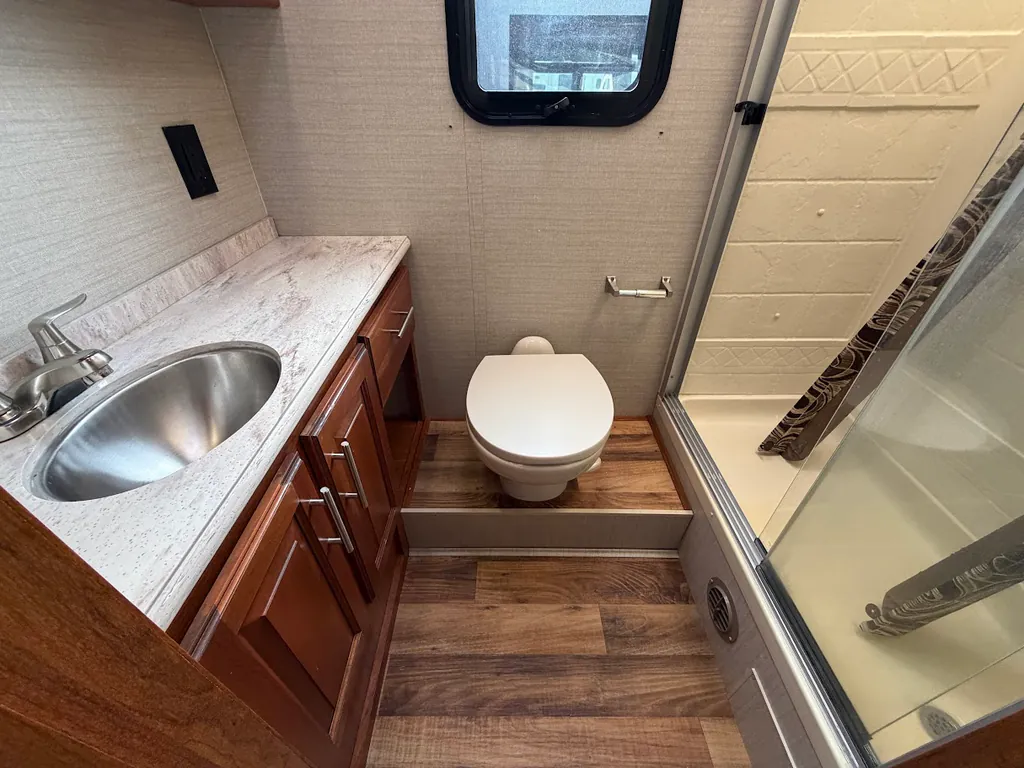 2017 Jayco Precept 35S, Photos photo 23