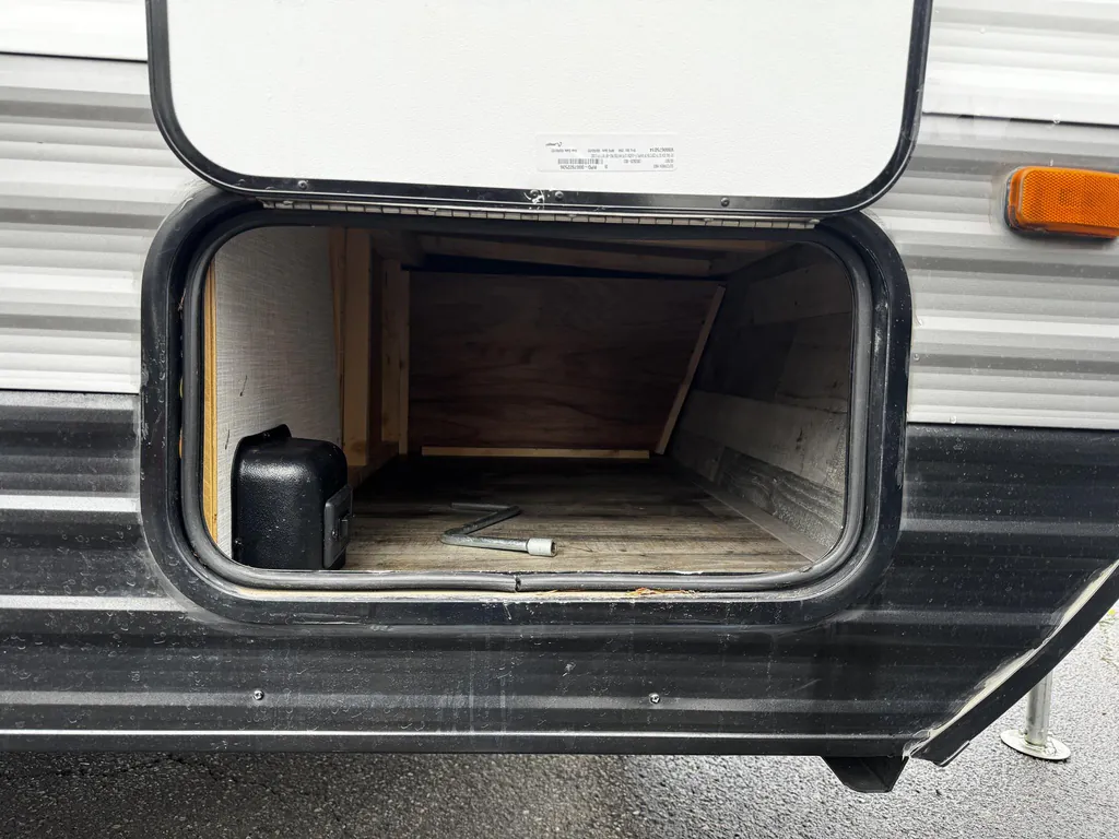 2022 Dutchmen Coleman Lantern LT 18BH, Photos photo 7