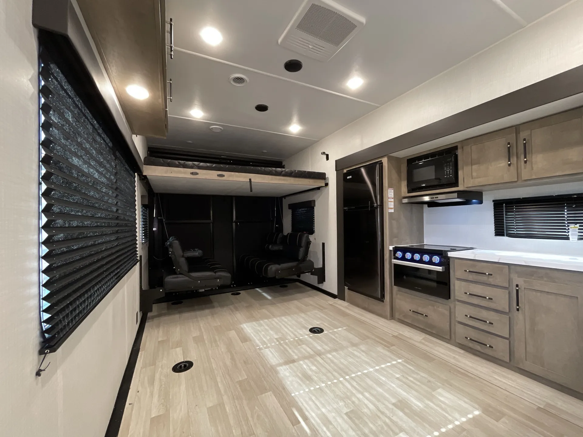 2026 Keystone Impact 2915 dealer photo 2 from Camping World