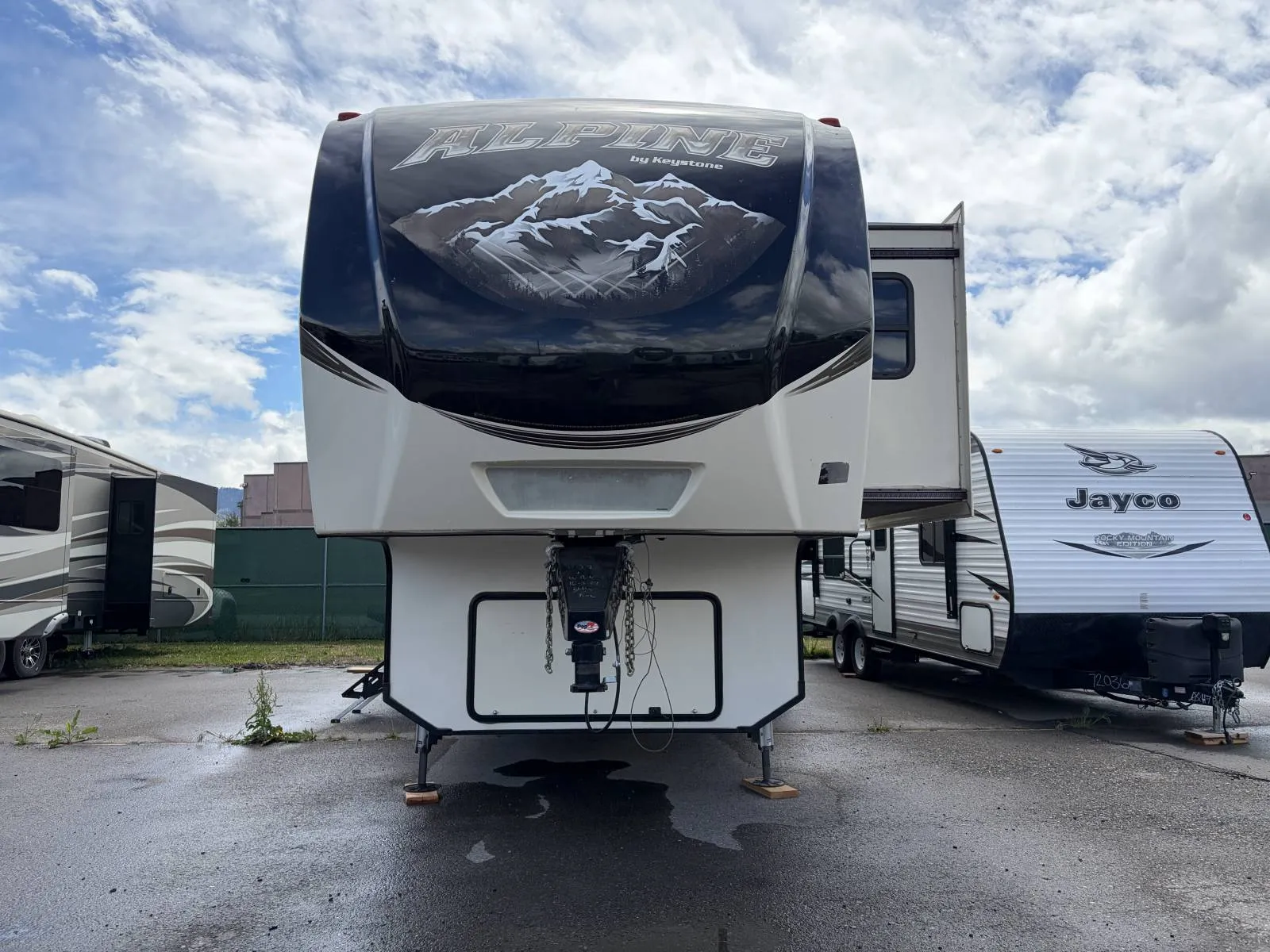 2018 Keystone Rv APLINE 3400RS - Photo 2