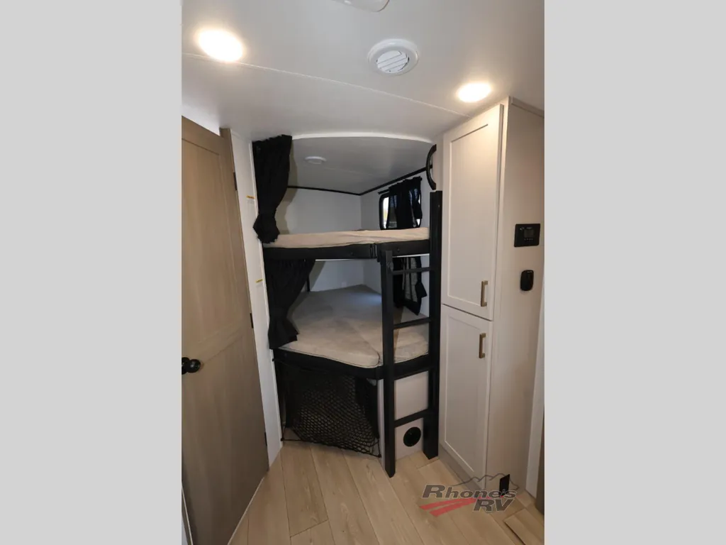 2027 Jayco Jay Feather 29BHB, Photos photo 15