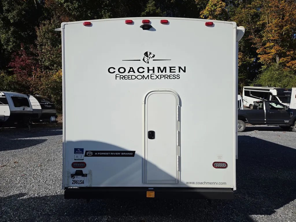 2026 Coachmen Freedom Express Select 21SE, Photos photo 7