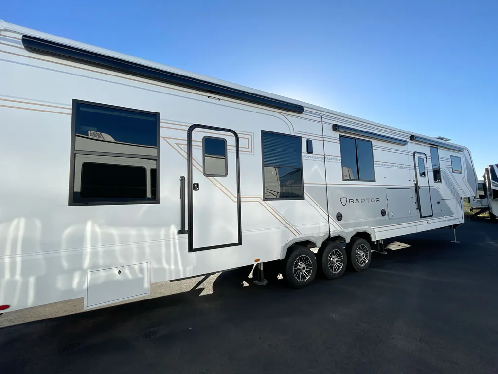 2026 Keystone Raptor 441, Photos photo 33