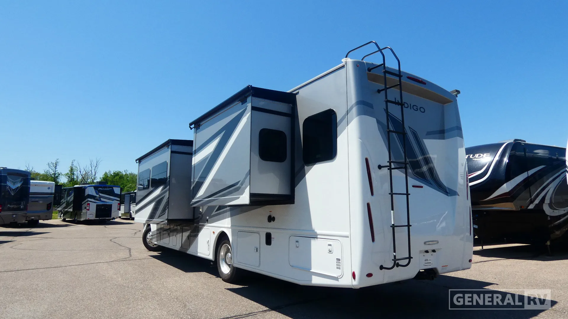 2026 Thor Motor Coach Indigo HH36 - Photo 4