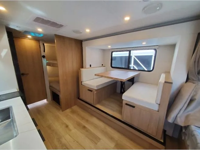 2026 Winnebago Micro Minnie 2100BH - Photo 4