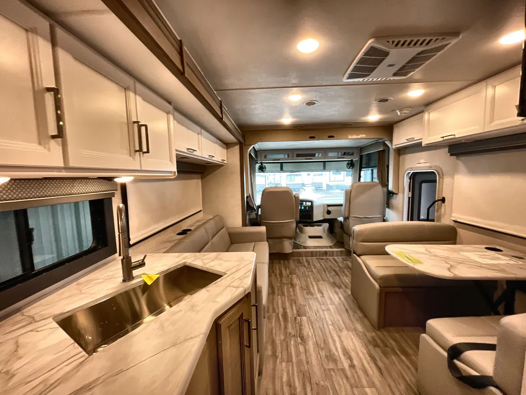 2026 Thor Motor Coach Freedom Traveler A29, Photos photo 3