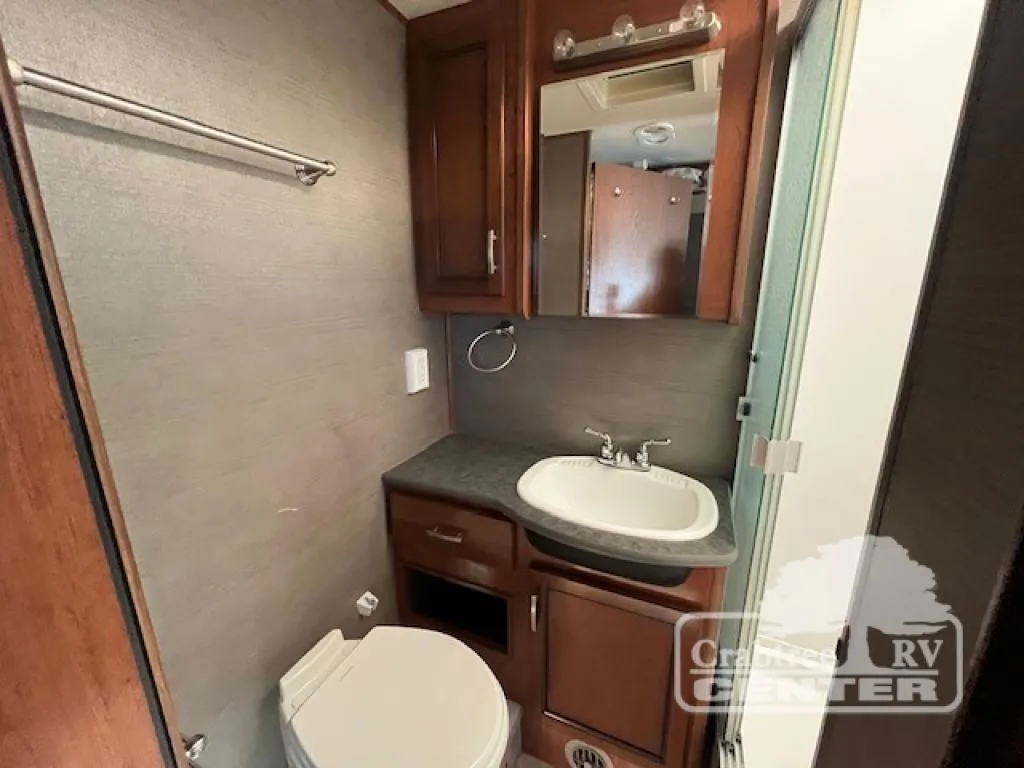 2017 Holiday Rambler Admiral 31B - Photo 3