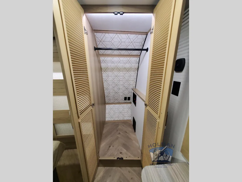 2026 Keystone Raptor 415, Photos photo 52