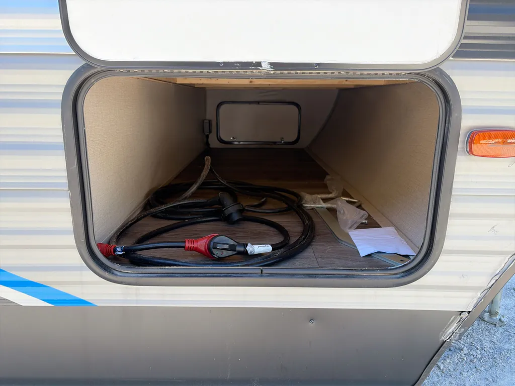 2022 Coachmen Catalina Legacy Edition 243RBS, Photos photo 22