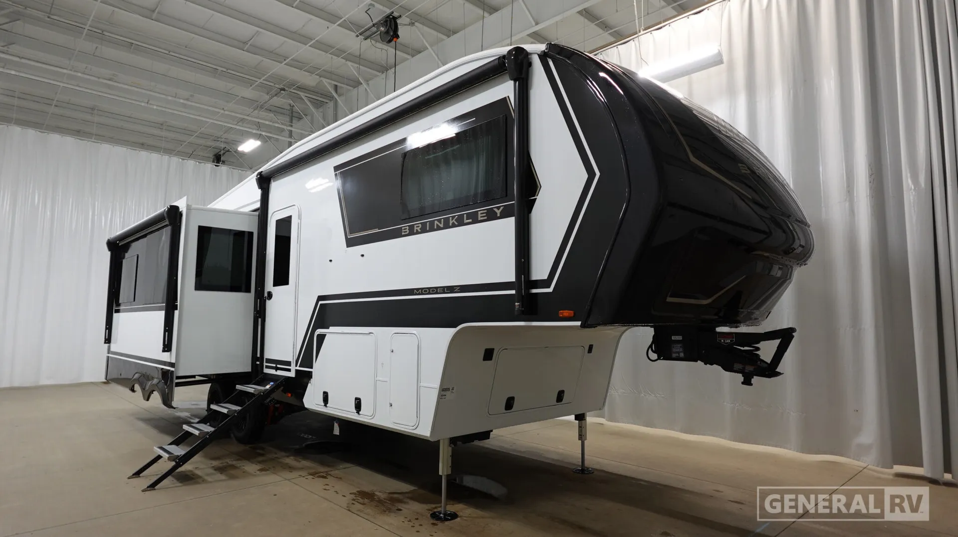 2026 Brinkley Model Z 2900 - Photo 2