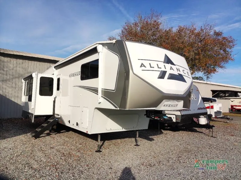 2026 Alliance RV Avenue 32RLS - Photo 4