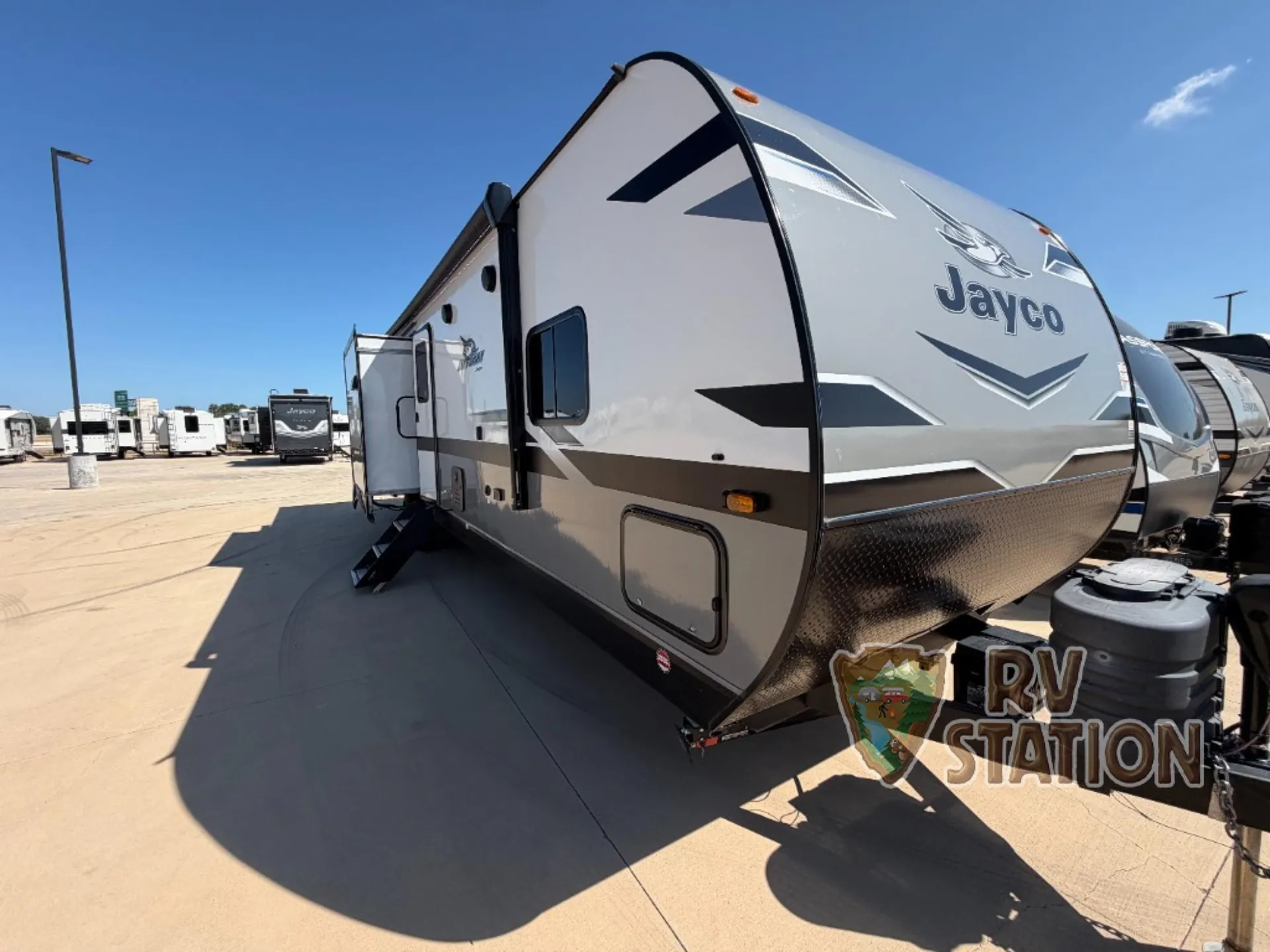 2024 Jayco Jay Flight 331BTS - Photo 3