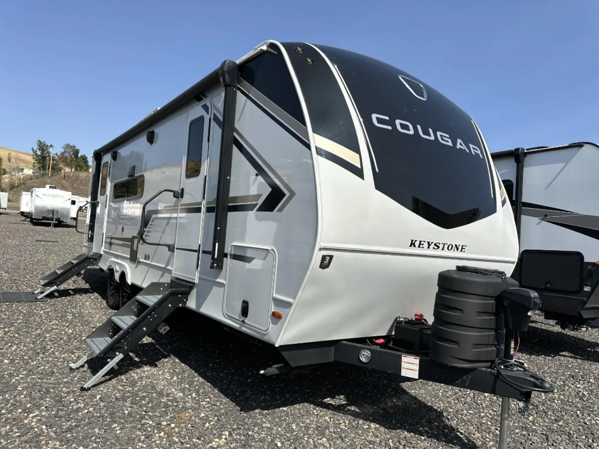 2026 Keystone Cougar Western 25RDWE dealer photo 1 from RnR RV Center Lewiston