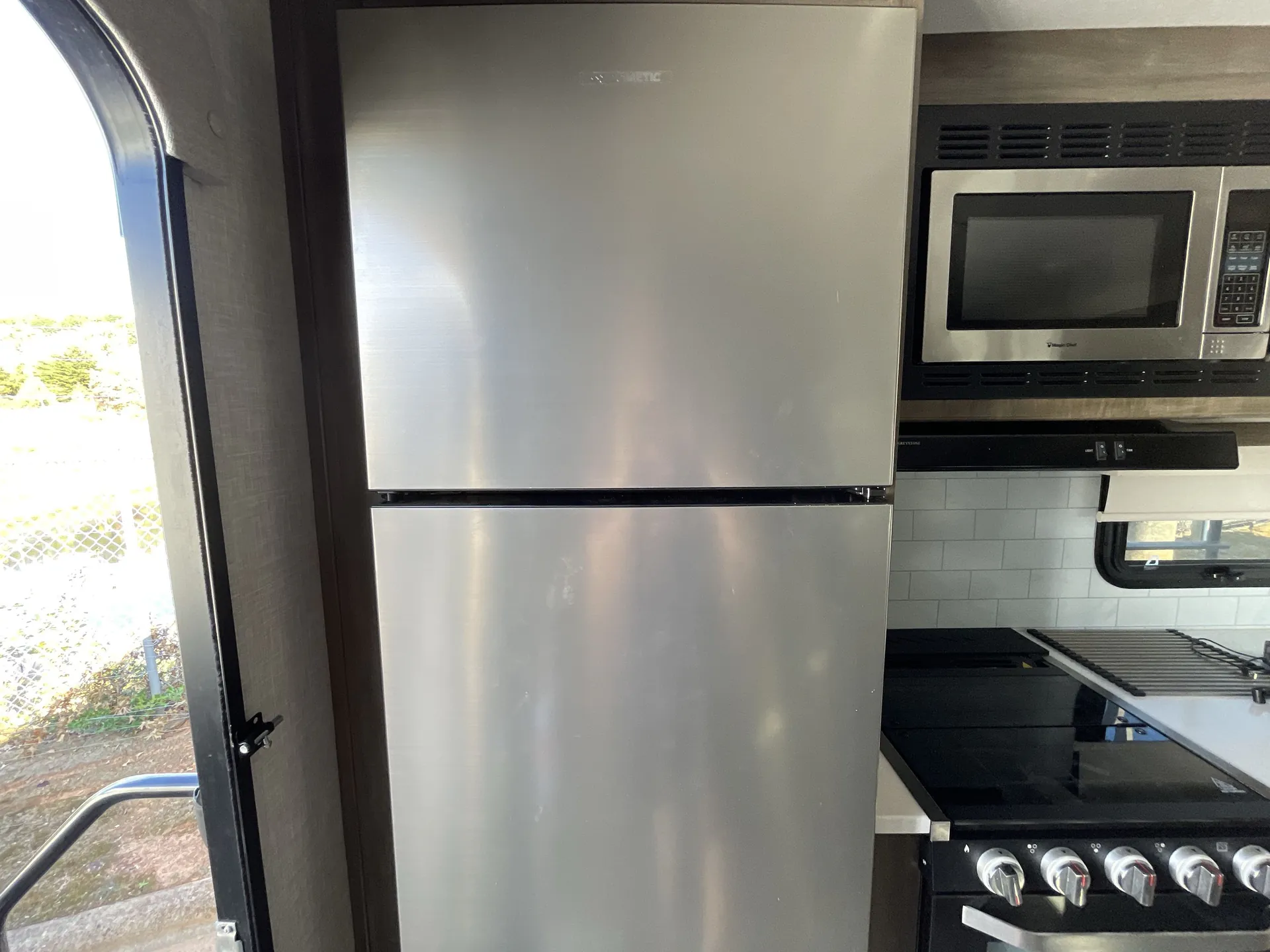 2022 Forest River Rockwood Ultra Lite 2614BS — backside