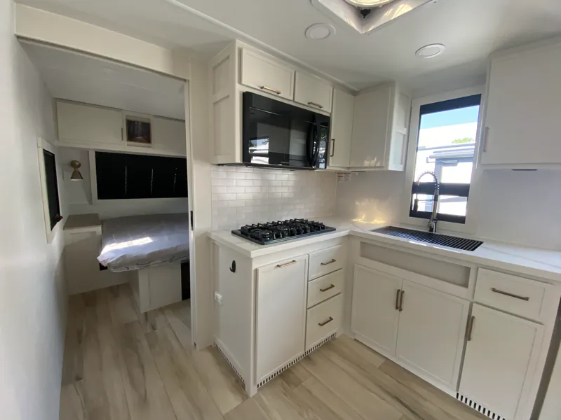 2026 Brinkley Model I 265, Photos photo 11