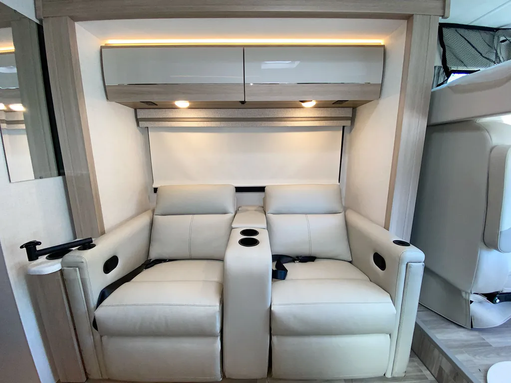2026 Thor Motor Coach Axis 26.2, Photos photo 21