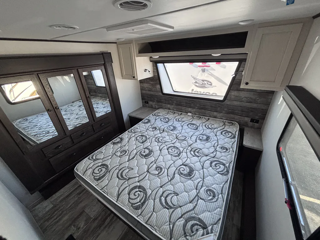 2022 Forest River XLR Nitro 35DK5, Photos photo 8
