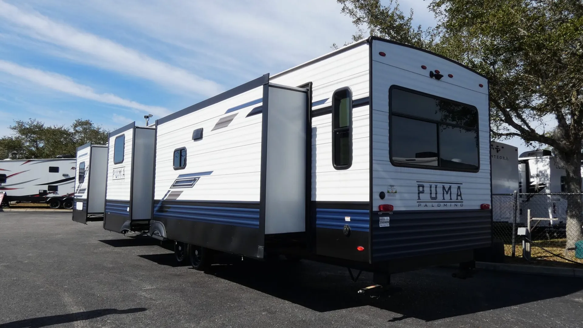 2025 Palomino Puma Destination 38RLB - Photo 4
