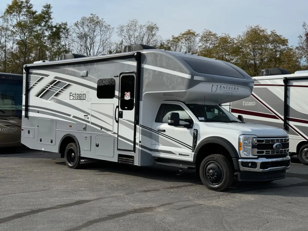 2025 Entegra Coach Esteem XL 30M - Photo 2