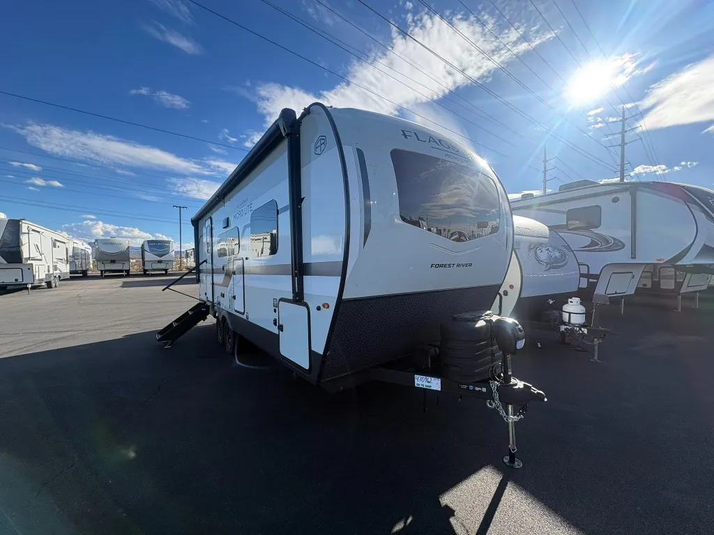 2027 Forest River Flagstaff Micro Lite 25SRB, Photos photo 2