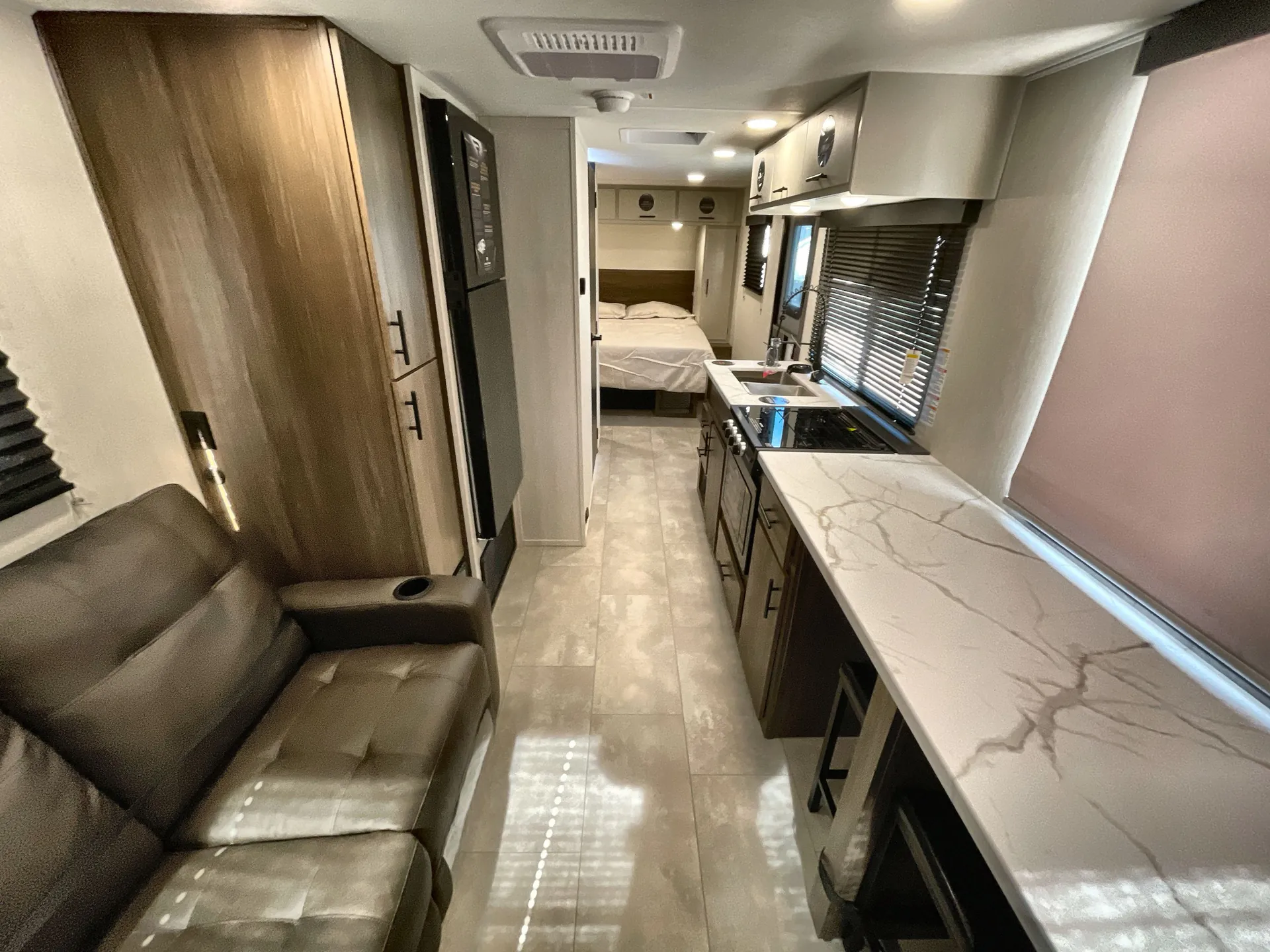 2026 Prime Time Tracer 220RS — living area main