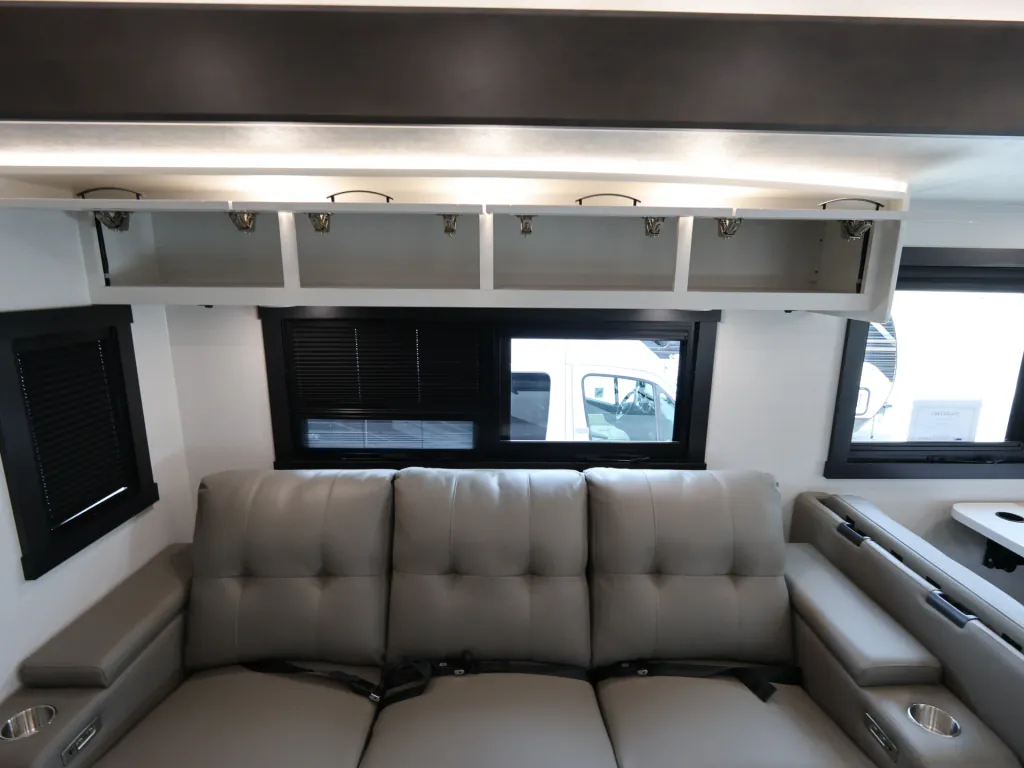 2027 Entegra Coach Accolade 37K, Photos photo 21
