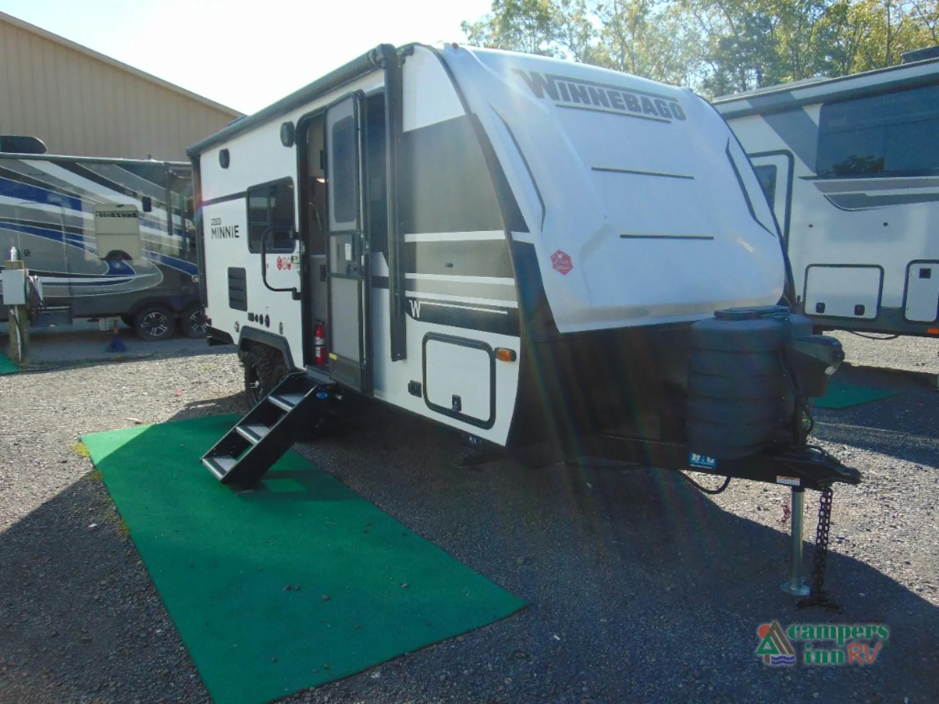 2025 Winnebago Micro Minnie 2108DS