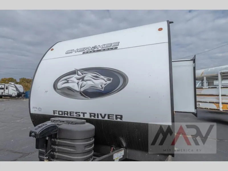 2026 Forest River Cherokee Grey Wolf 26KF - Photo 4