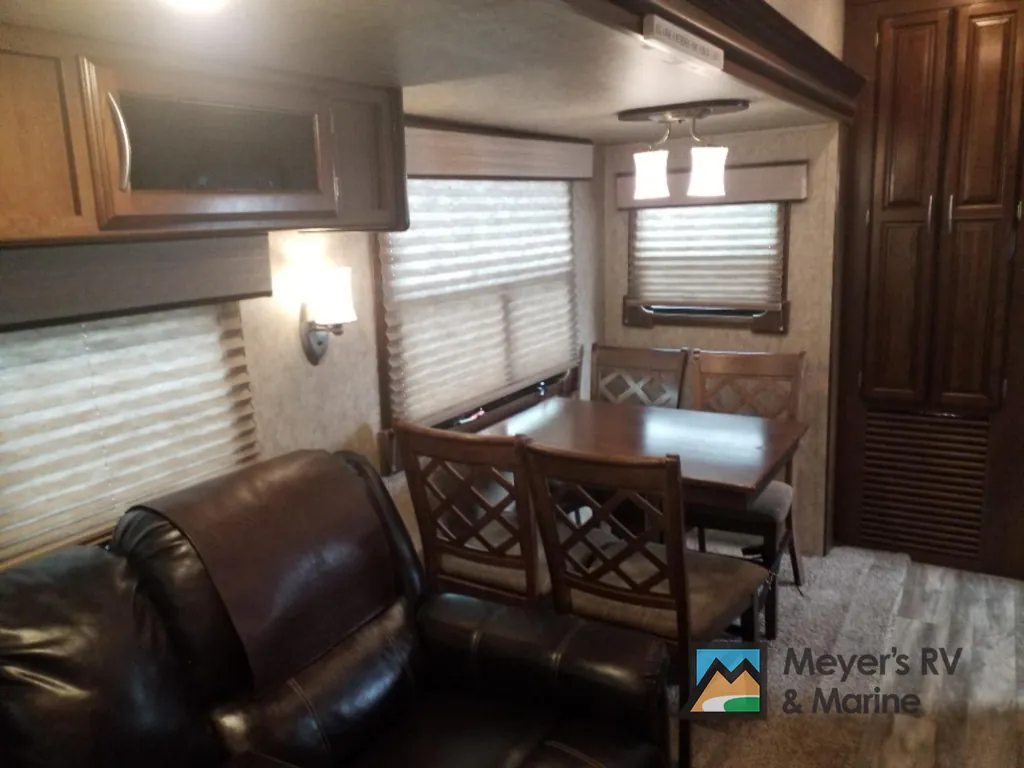 2018 Prime Time Crusader 295RST, Photos photo 7
