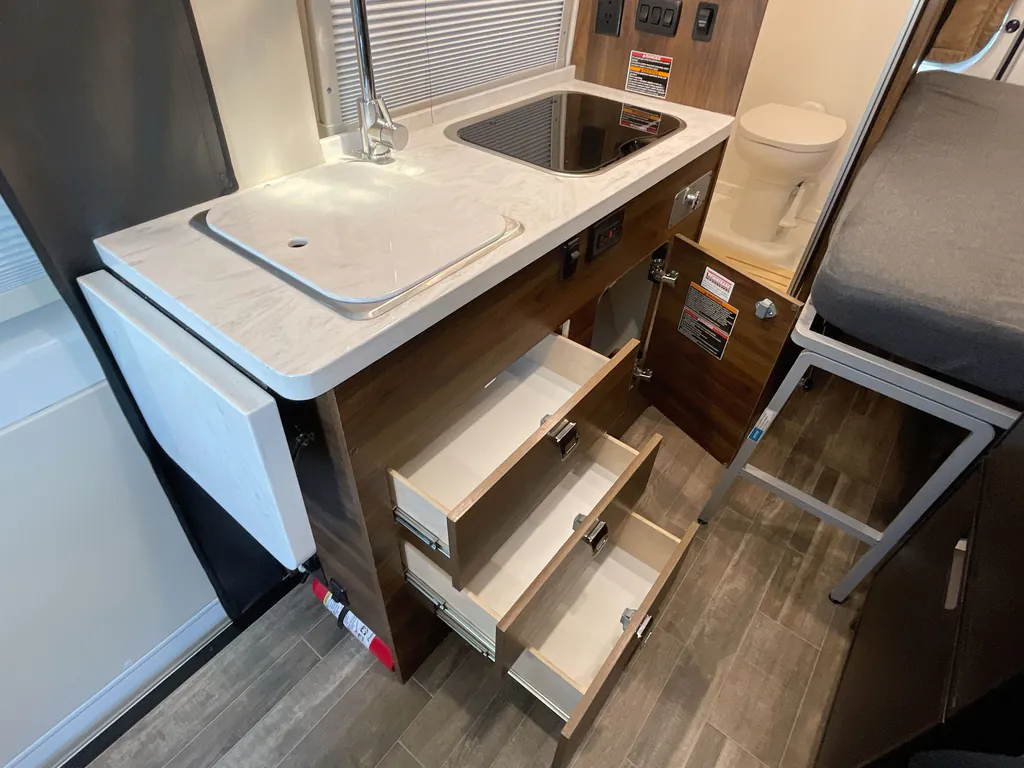 2025 Winnebago Travato 59G, Photos photo 35