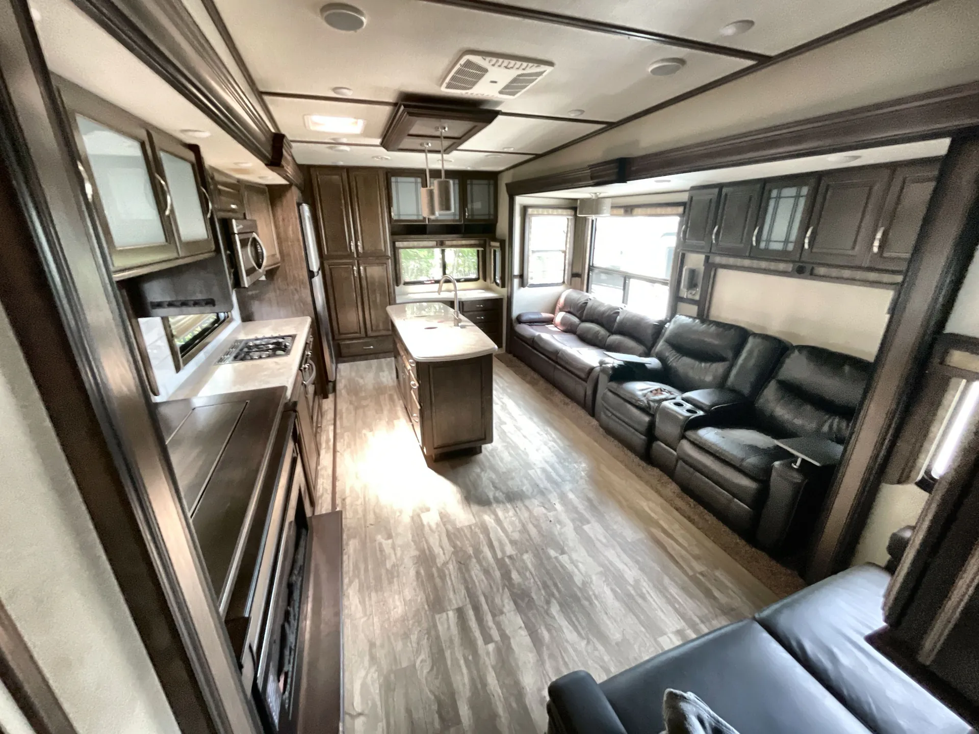 2018 Grand Design Solitude 344GK - Photo 3